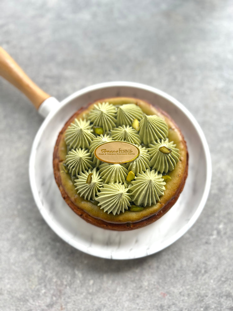 NEW - Baked  Pistachio cheesecake